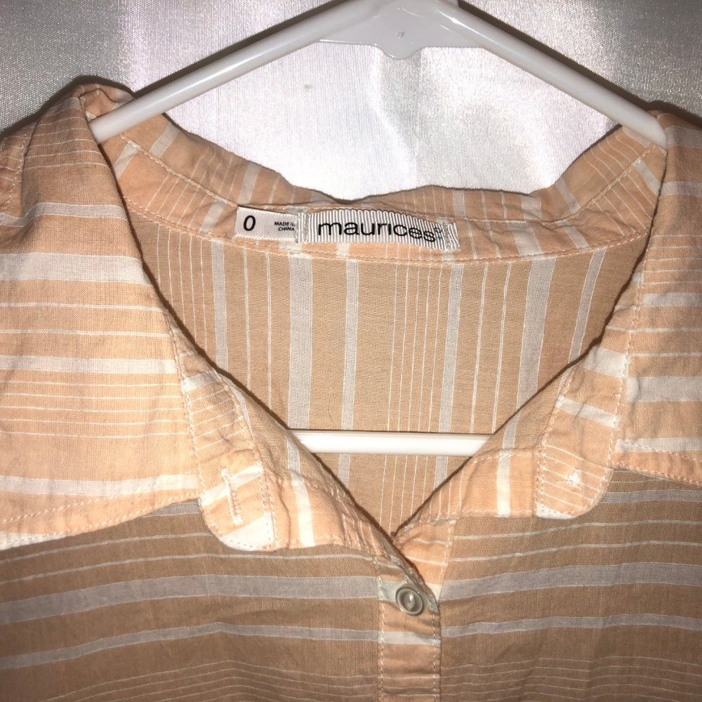 Maurices Button Up - Picture 3 of 4